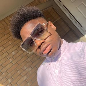 Meet your Posher, Chris